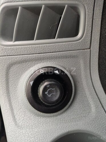 Ford Transit-13