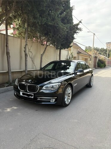 BMW 750-3