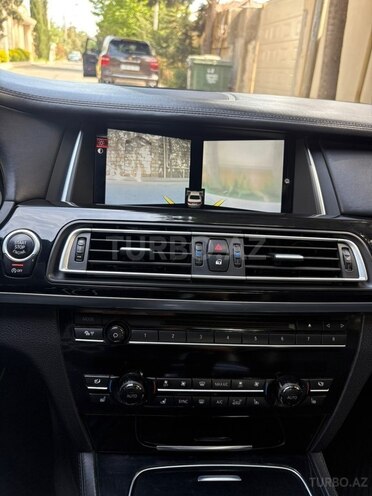 BMW 750-6