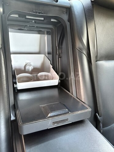 BMW 750-12