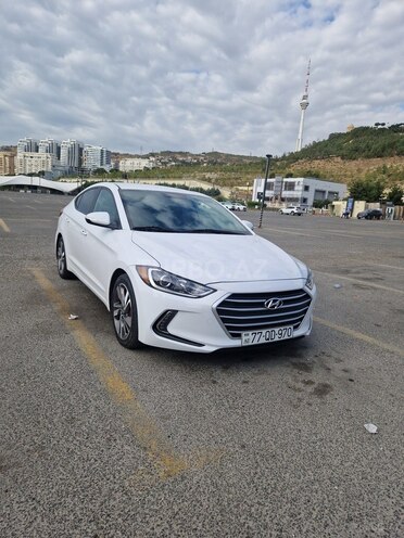 Hyundai Elantra-5