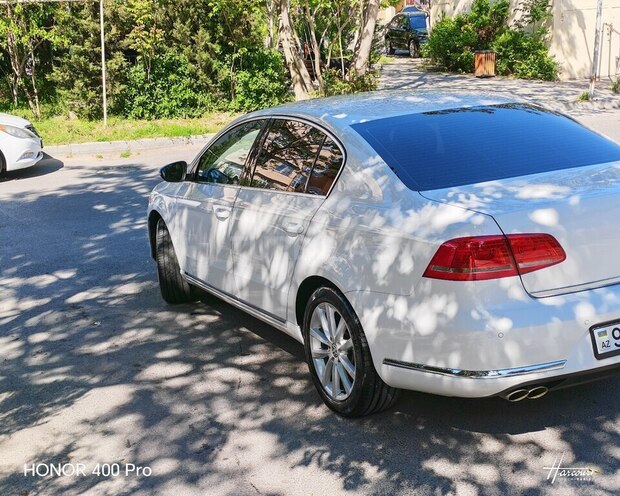 Volkswagen Passat-3