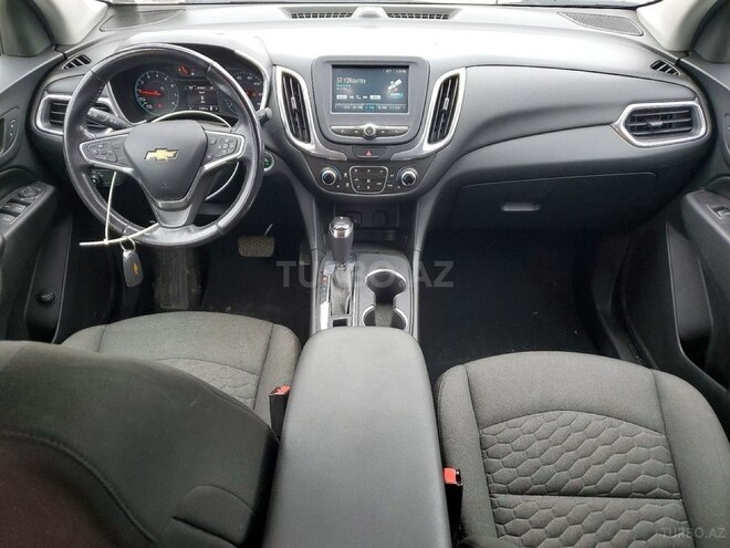 Chevrolet Equinox-7