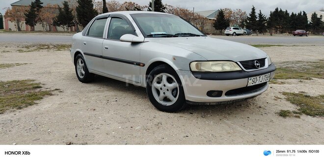 Opel Vectra-8