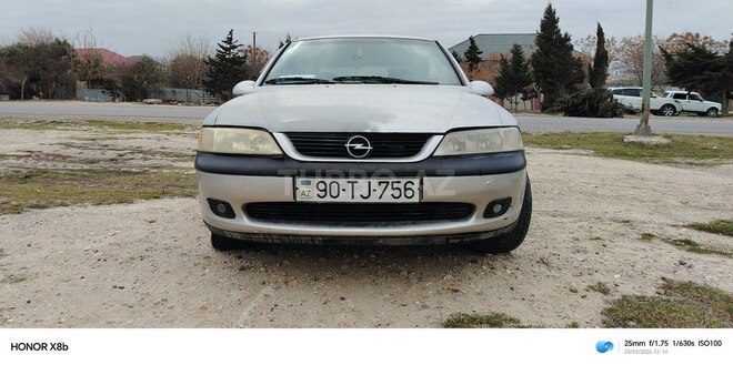 Opel Vectra-1