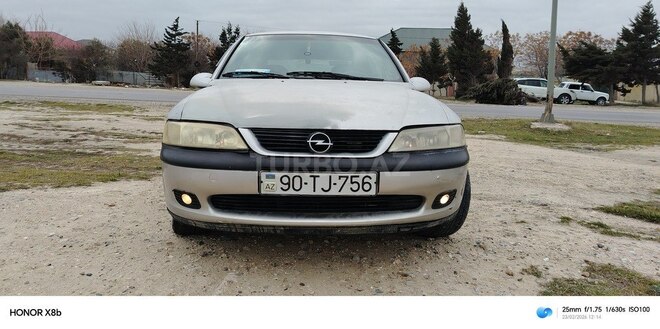 Opel Vectra-15