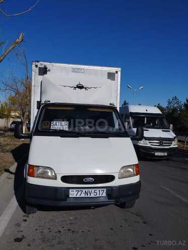 Ford Transit-1
