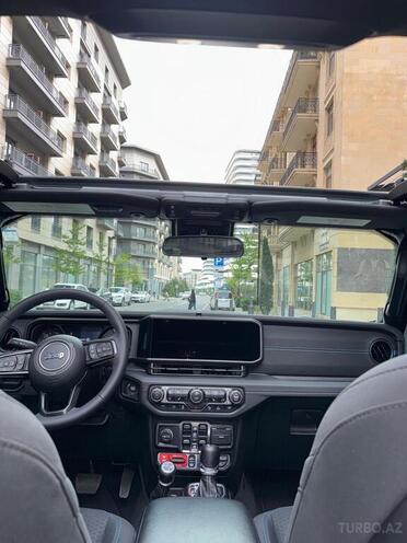 Jeep Wrangler-3