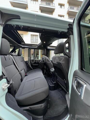 Jeep Wrangler-9