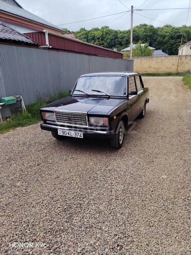 LADA (VAZ) 2107-1