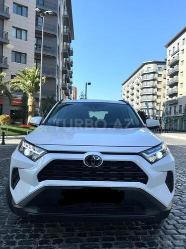 Toyota RAV4-1