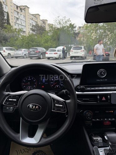 Kia Forte-15