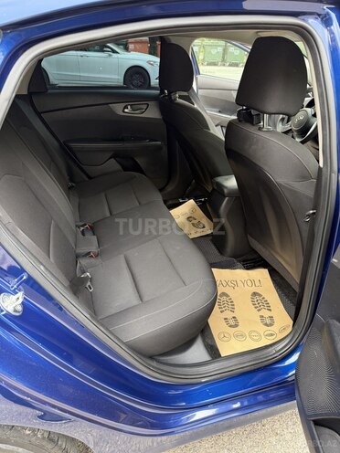 Kia Forte-13