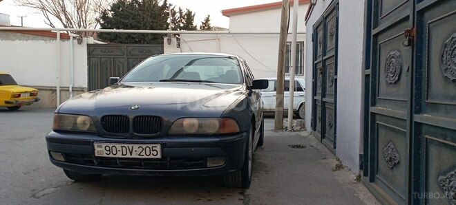 BMW 523-2