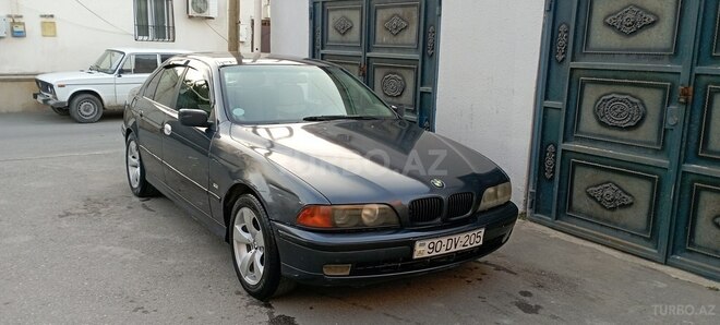 BMW 523-1