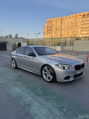 BMW 528-2