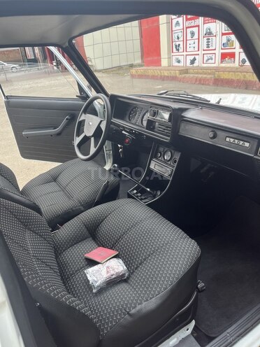 LADA (VAZ) 2107-10