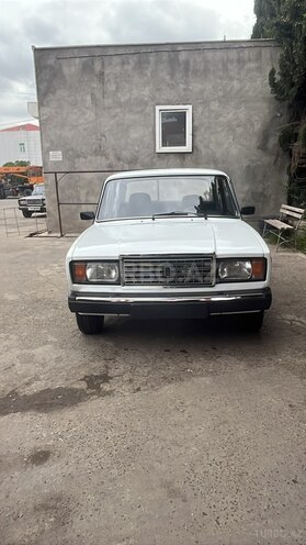 LADA (VAZ) 2107-17