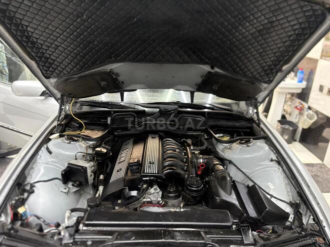 BMW 728-14
