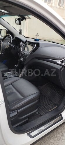 Hyundai Santa Fe-8