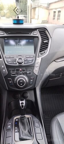 Hyundai Santa Fe-4