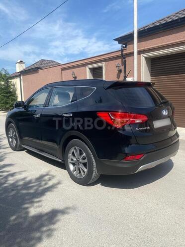 Hyundai Santa Fe-4