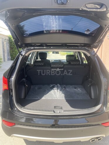 Hyundai Santa Fe-11