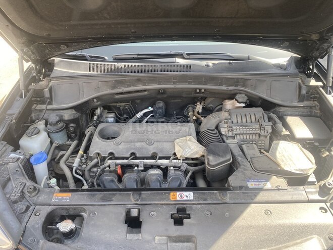 Hyundai Santa Fe-10