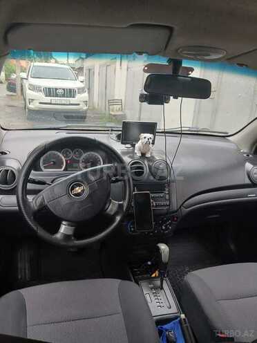 Chevrolet Aveo-3
