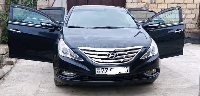 Hyundai Sonata-1
