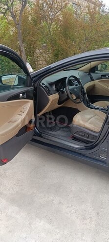 Hyundai Sonata-9