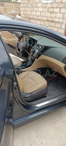 Hyundai Sonata-10