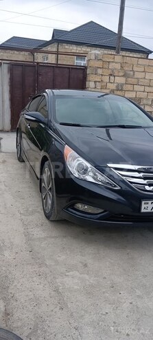 Hyundai Sonata-4