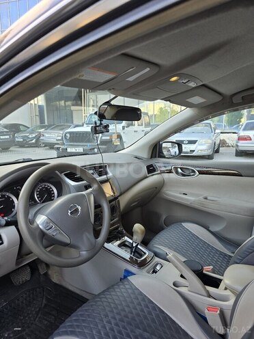 Nissan Sentra-3
