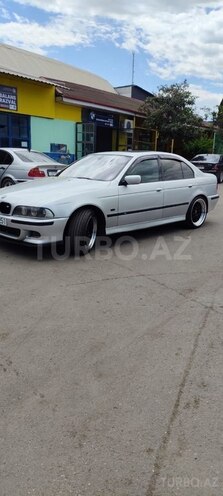 BMW 528-6