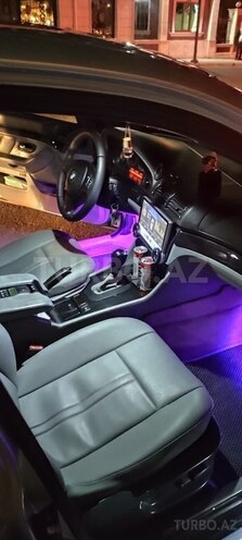 BMW 528-8