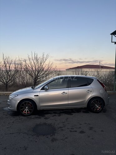 Hyundai i30-7