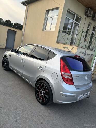 Hyundai i30-8