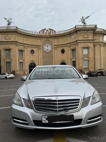 Mercedes E 220-9
