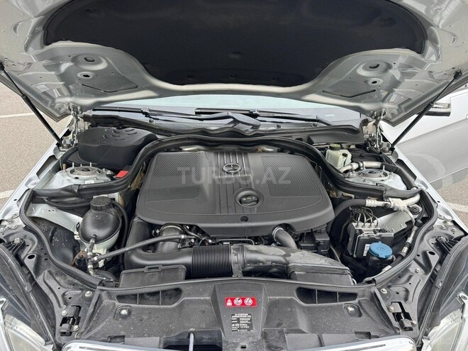 Mercedes E 220-3