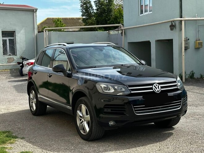 Volkswagen Touareg-2
