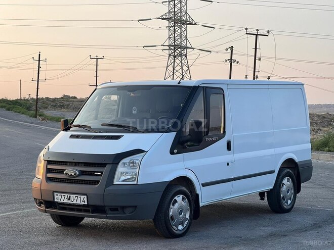 Ford Transit-3