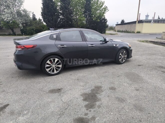 Kia Optima-5