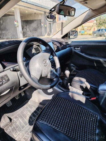 Toyota Corolla-8