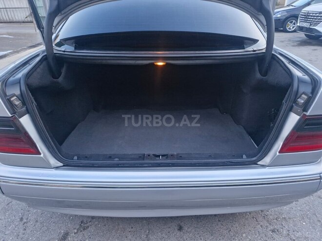 Mercedes E 220-14