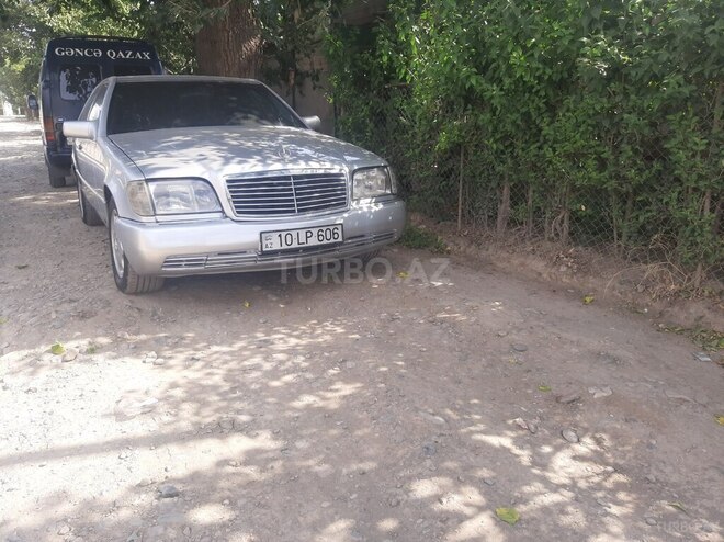 Mercedes 500 SEL-7