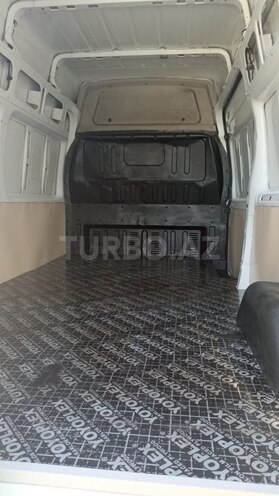 Ford Transit-7