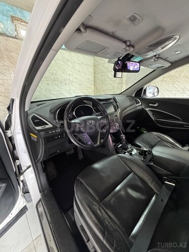 Hyundai Santa Fe-6
