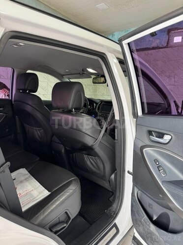 Hyundai Santa Fe-9