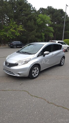 Nissan Note-7